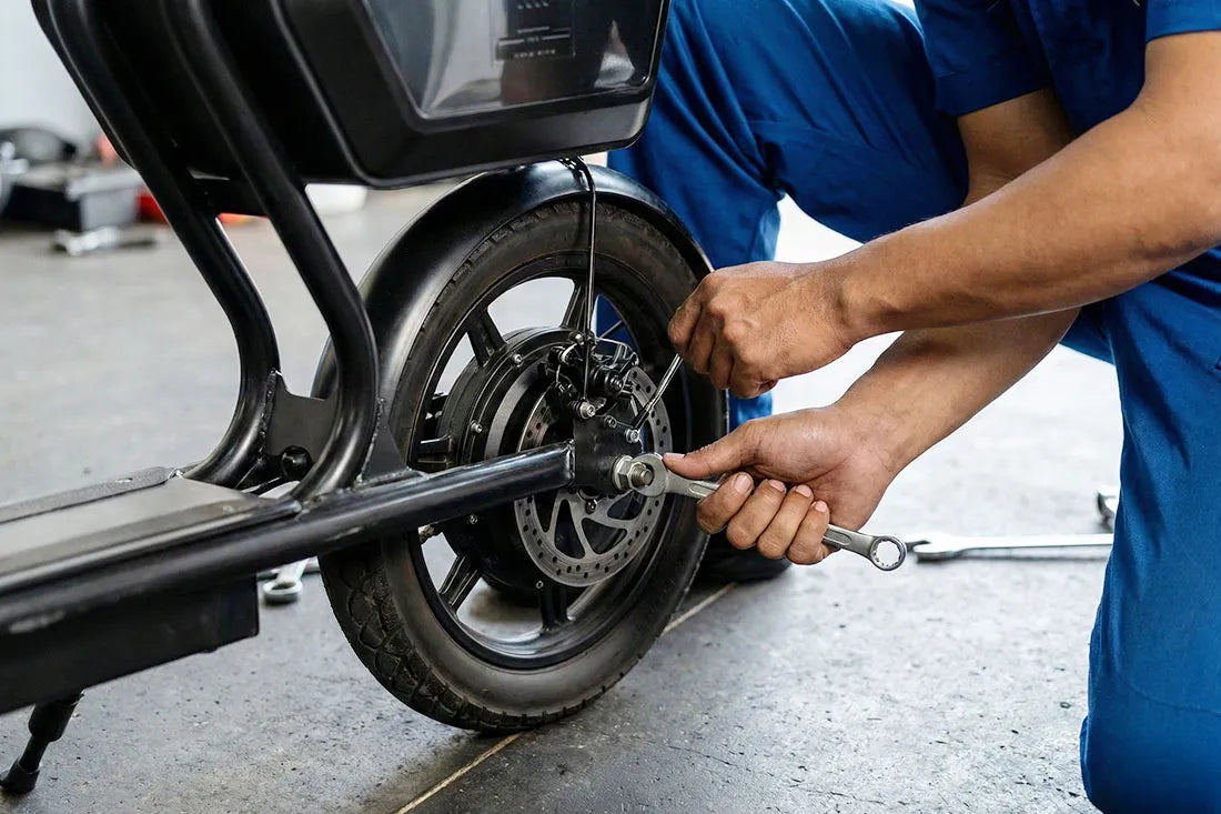 Step2.店舗にて修理・点検を受付